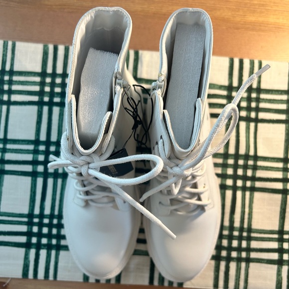 NWT Forever 21 Combat Boots sz 10 - Picture 3 of 10